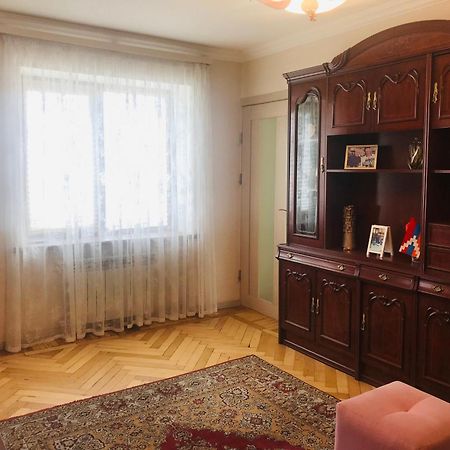 Apartment On Tigranyan 5 เยเรวาน ภายนอก รูปภาพ